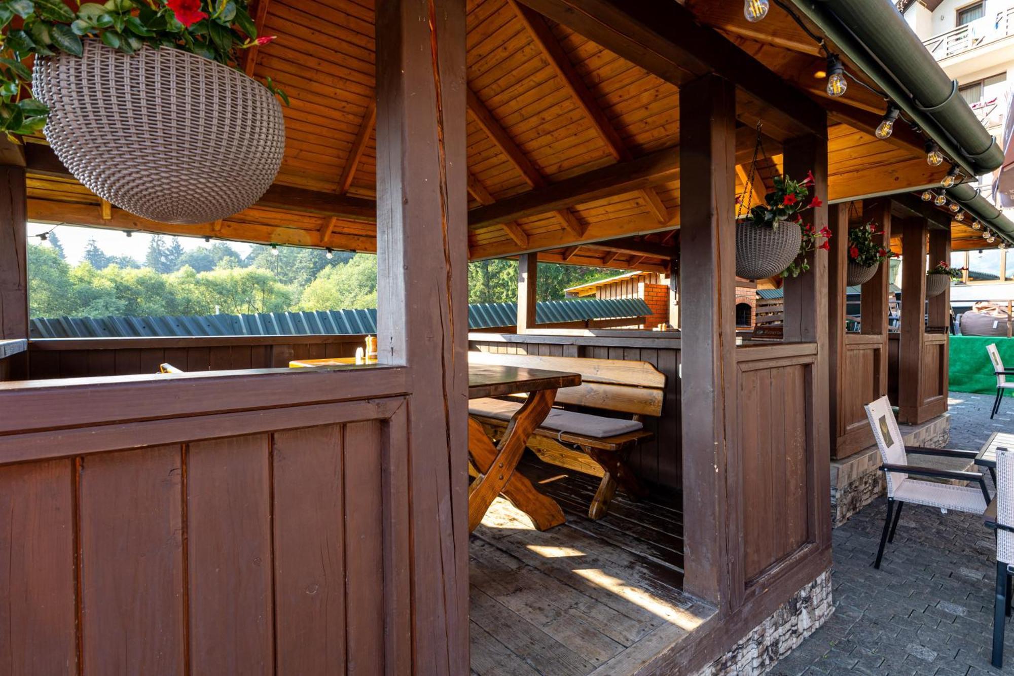 La Кrechunu Hotel Bukovel Exterior photo